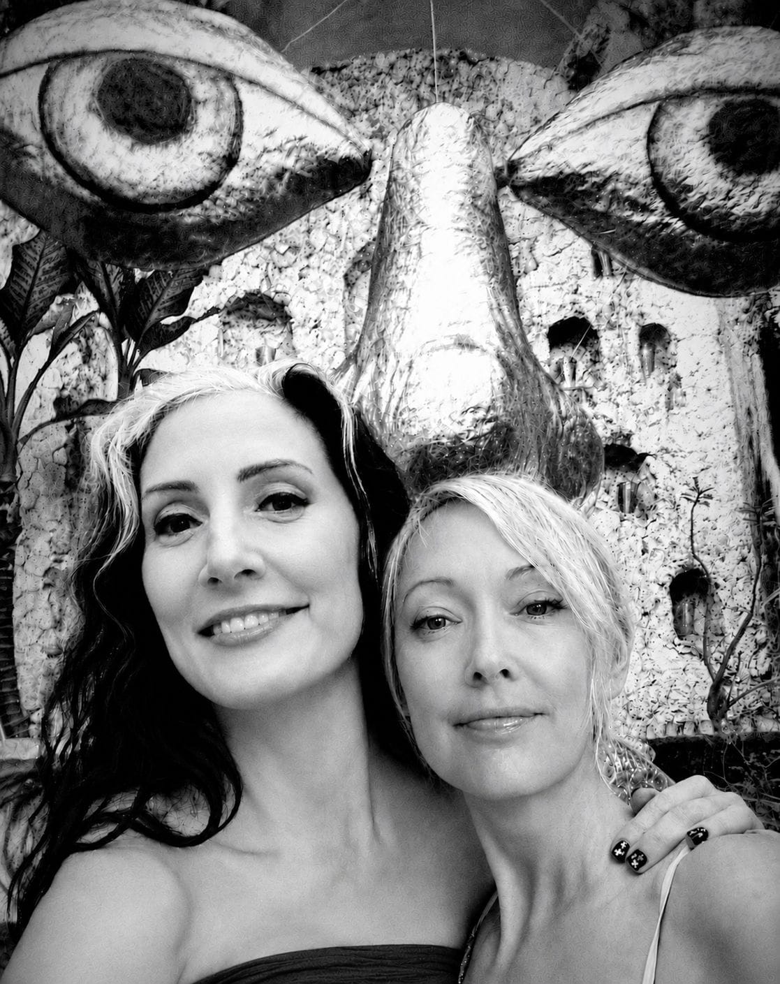Laura Kirar and Tiffany Meesha Thompson at La Fábrica Subin